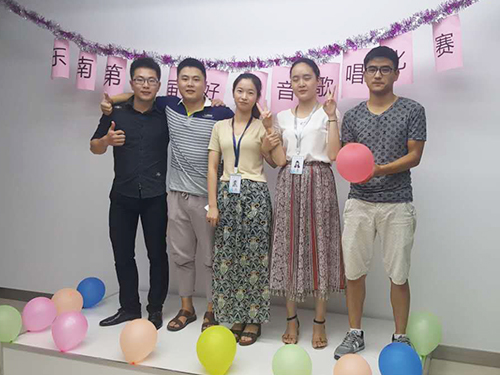 東南木業(yè)第一屆好聲音唱歌比賽